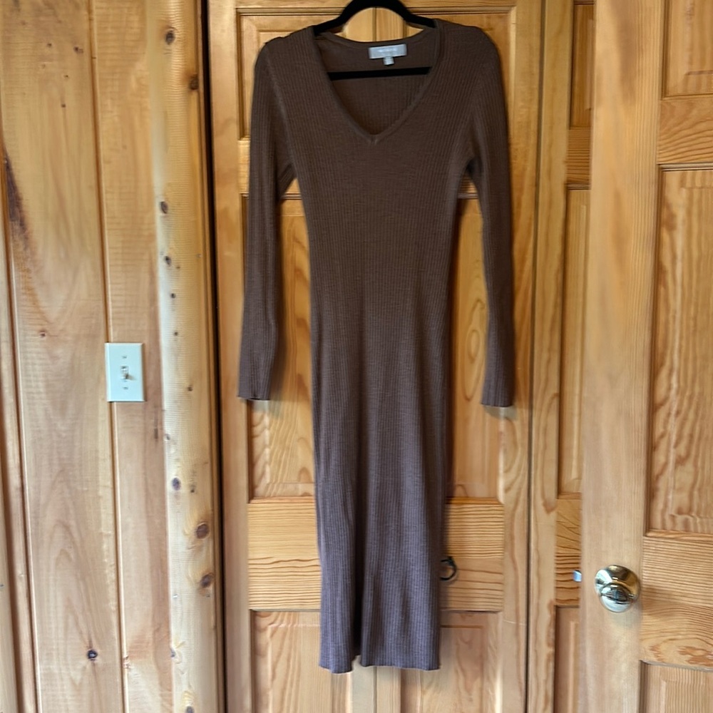 Brown ribbed v neck long dress